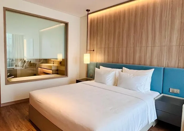 Khách sạn hẻo lánh Alacarte
